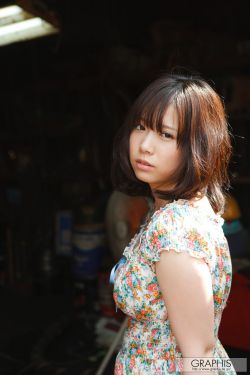 免费国产一二三区四区